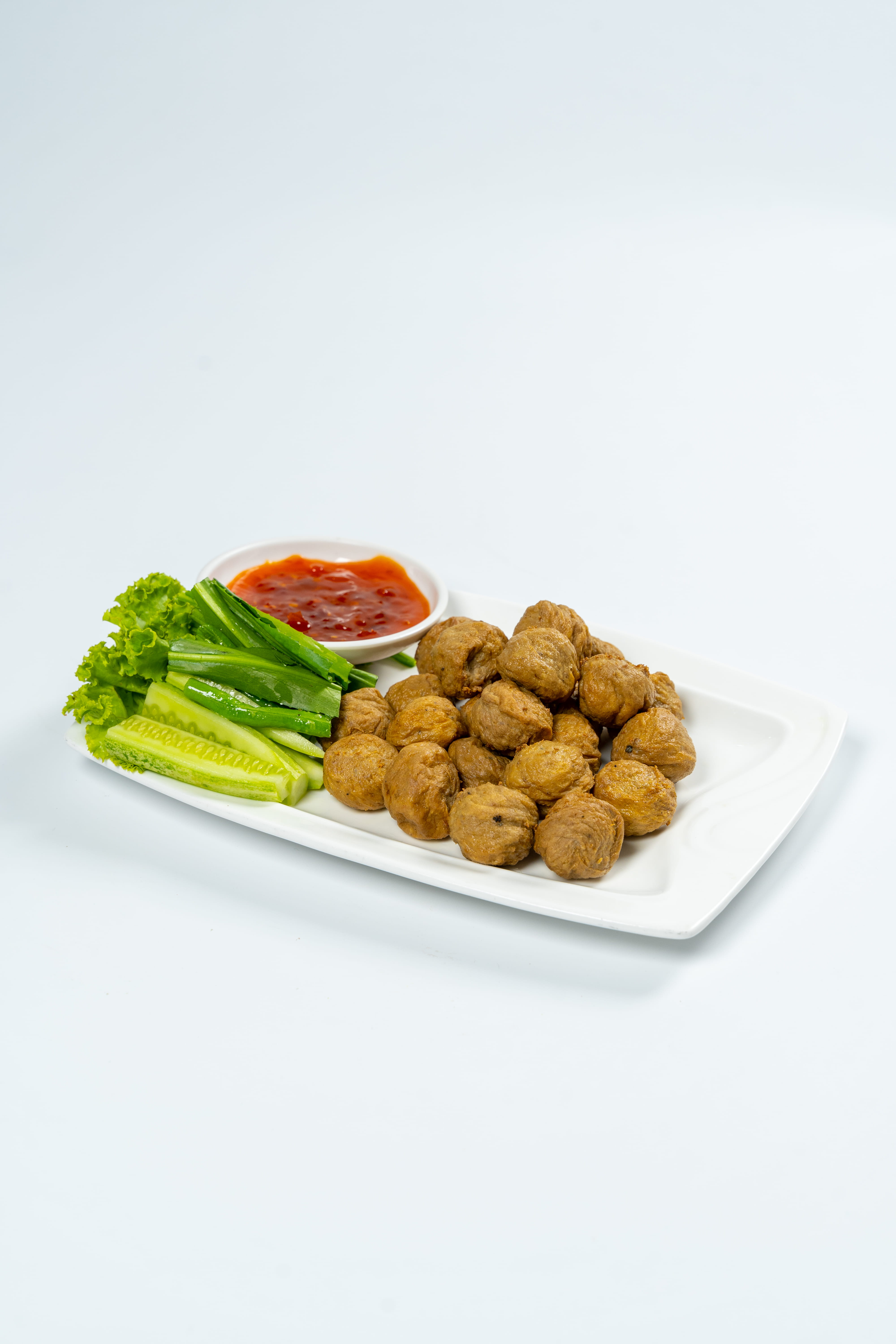 DEEP FRIED BEEF MEATBALLS