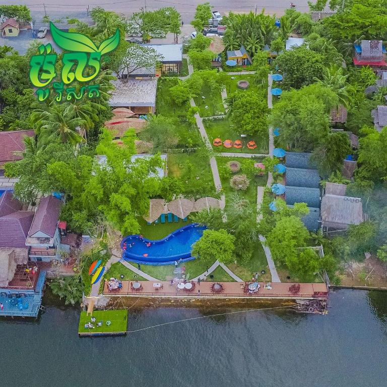 Moly Resort - Luxury Nature Retreat
