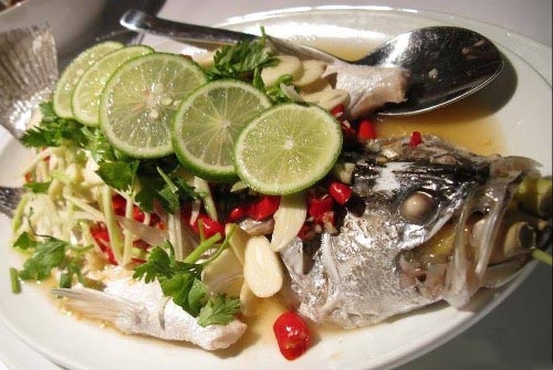 ត្រីចំហុយទឹកម្ទេស