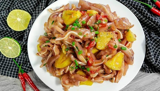 &nbsp;ឆាជូរអែមត្រចៀកជ្រូក