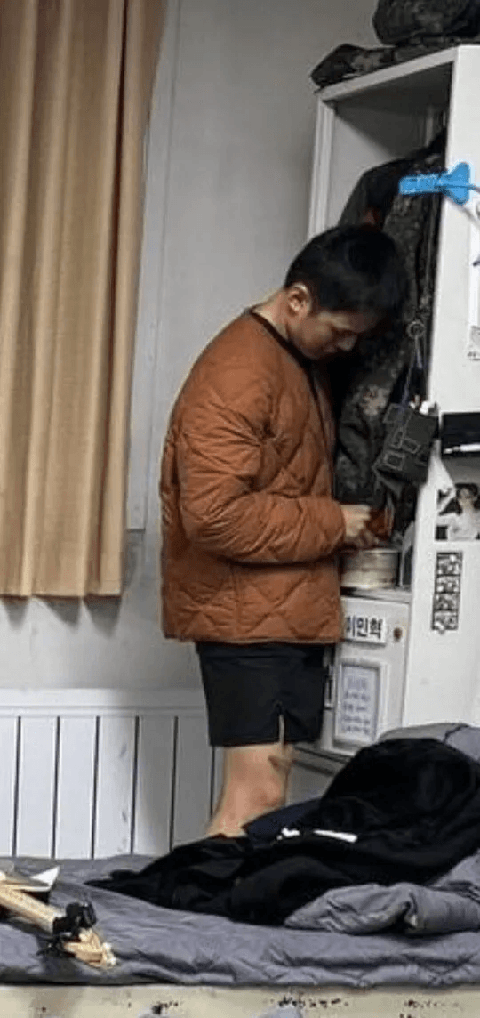 កន្លែងសម្រាករបស់ Minhyuk
