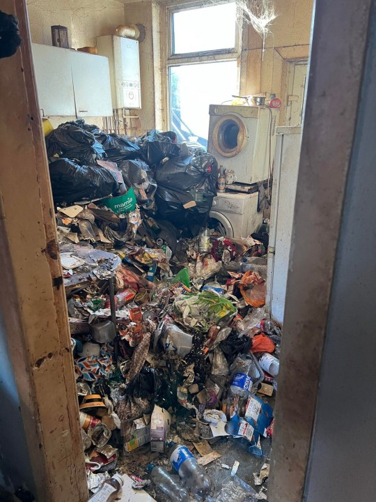 ទិដ្ឋភាពក្នុងផ្ទះ