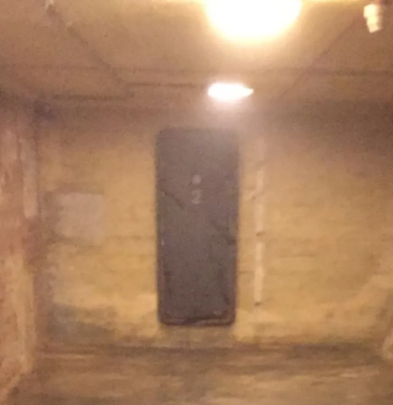 លេណដ្ឋានក្រោមដីមុនពេលជួសជុល