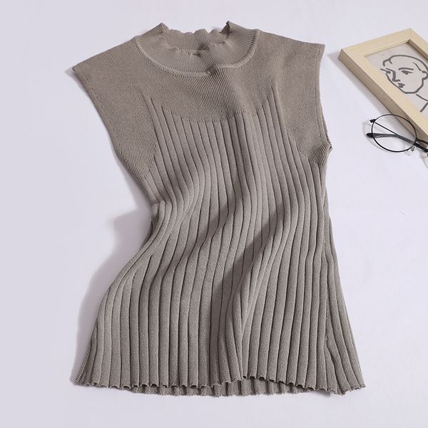 Half turtleneck sleeveless knitted T-shirt for women in summer