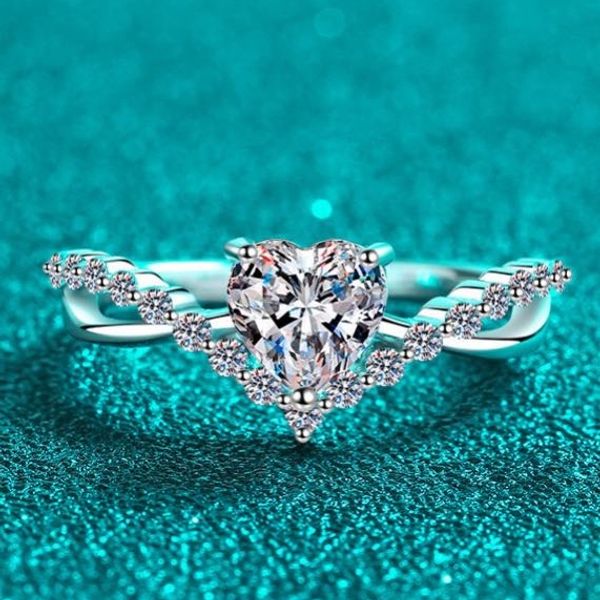 New genuine one carat diamond love ring for women