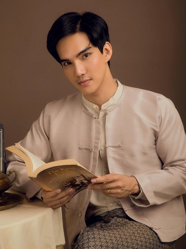 Photo Credit -Aung Zaw ( Love Space ) 