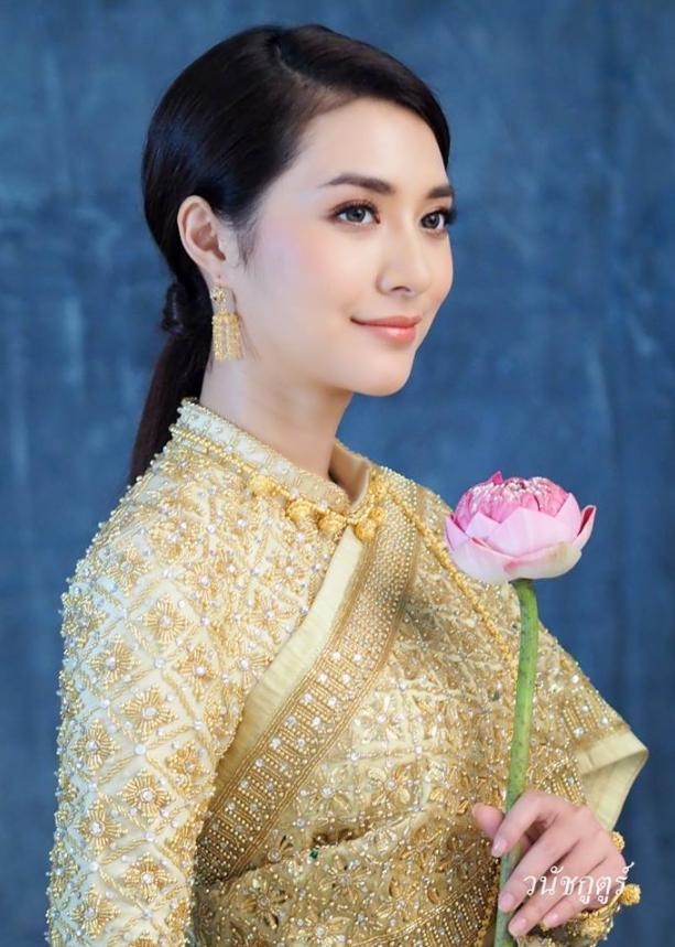  អ្នកនាង Mew Nittha