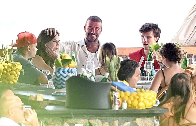 David Beckham និងភរិយា 