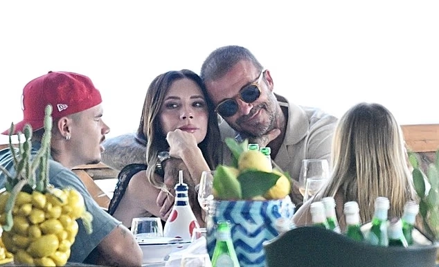 David Beckham និងភរិយា 