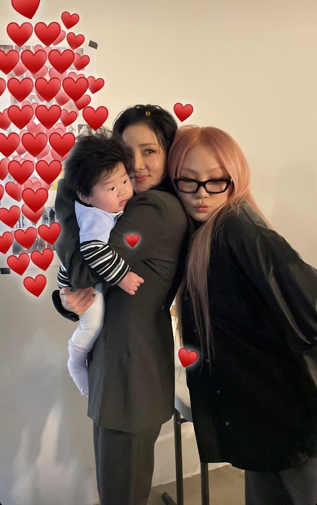 Sandara និង CL