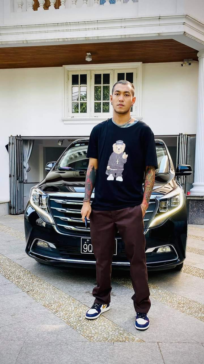 Photo Credit-Htoo Khant's FB Acc