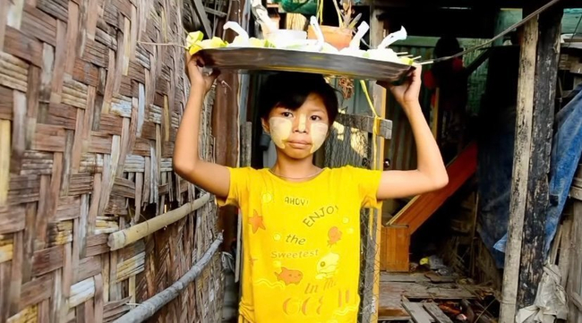 စည်သူဘီးကျဲ’s Facebook&nbsp;