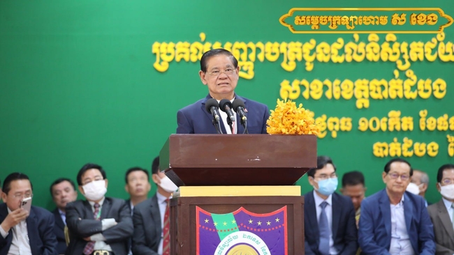 សម្ដេចក្រឡាហោម ស ខេង