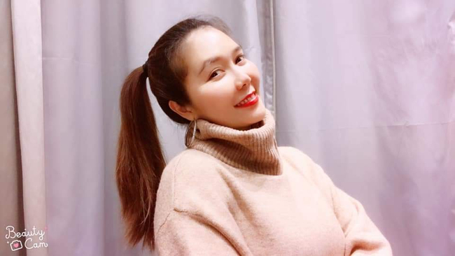 Photo Credit:Khun Sint Nay Chi's Facebook Account