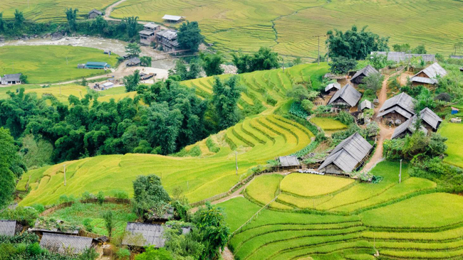ទិដ្ឋភាពពីកំពូលភ្នំ Sapa