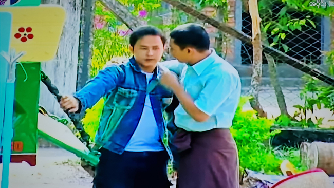  Photo Credit : ကိုနန္ဒ ထောပတ်ထမင်း's Facebook Acc 