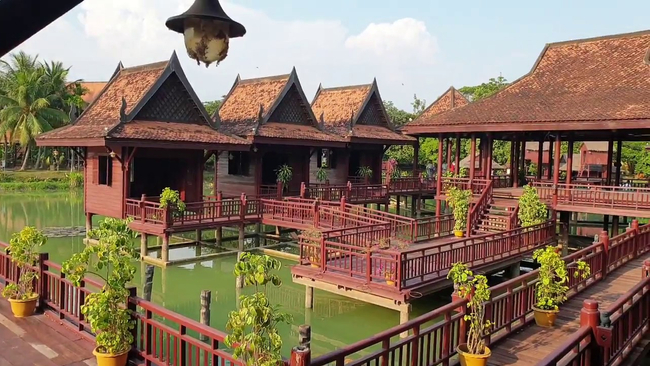 ទិដ្ឋភាពនៅក្នុងភូមិវប្បធម៌កម្ពុជា