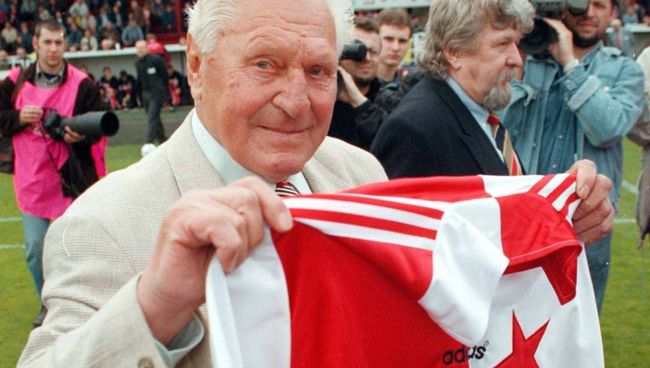 លោក&nbsp; Josef Bican