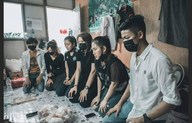 Photo Credit - Saung Yoon San's FB account