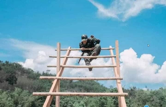 Photo Crd-Original Uploader 