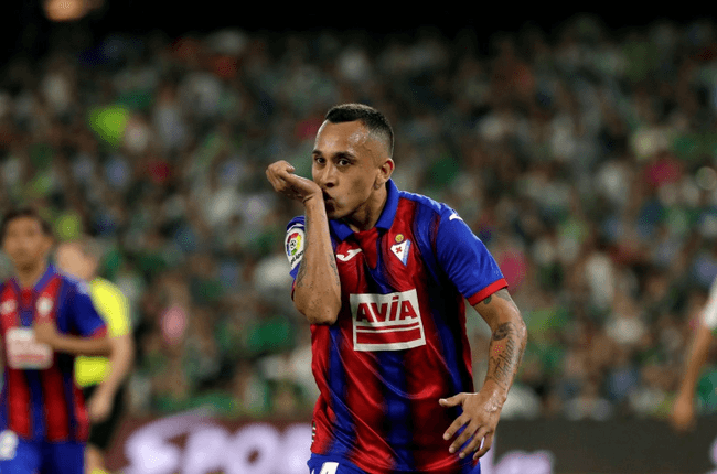 ខ្សែបម្រើ Fabian Orellana