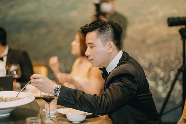  វីជេ តាប៊ុយ