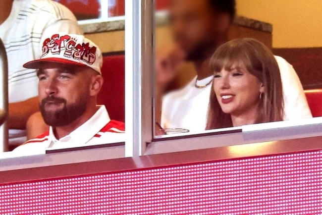 Taylor Swift&nbsp;និង&nbsp;Travis Kelce&nbsp;
