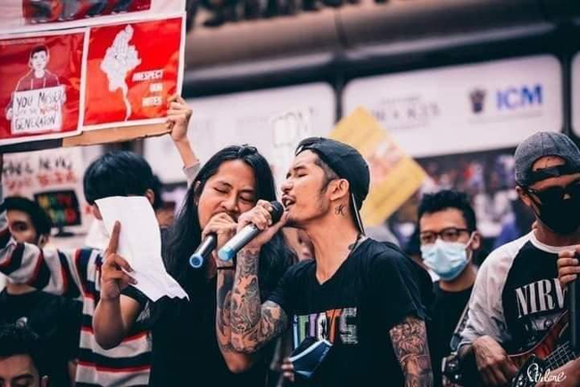 Photo Credit From Raymond Idiots