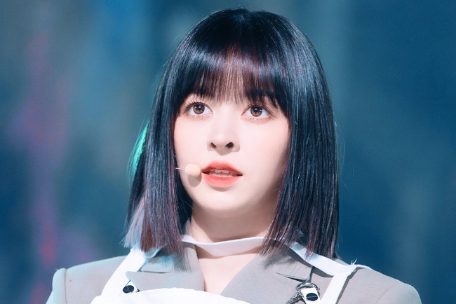 Lily ក្រុម NMIXX