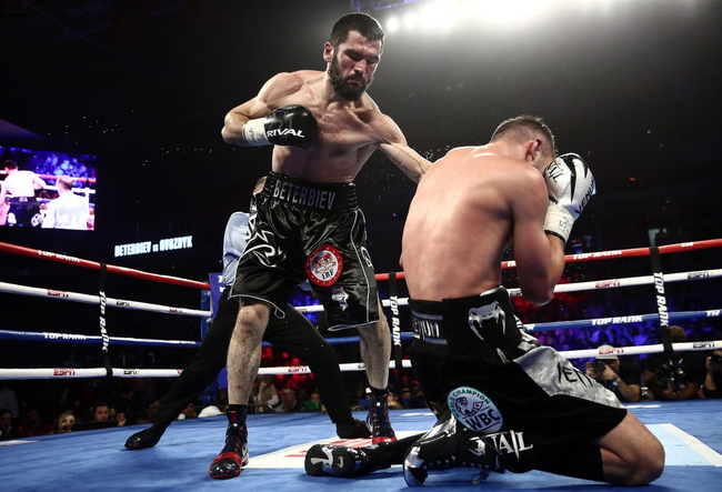 កីឡាករ&nbsp;Artur Beterbiev 