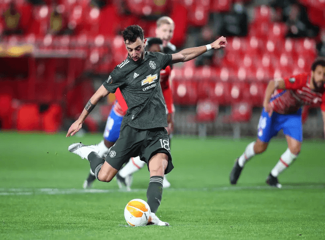 ខ្សែបម្រើ Bruno Fernandes 