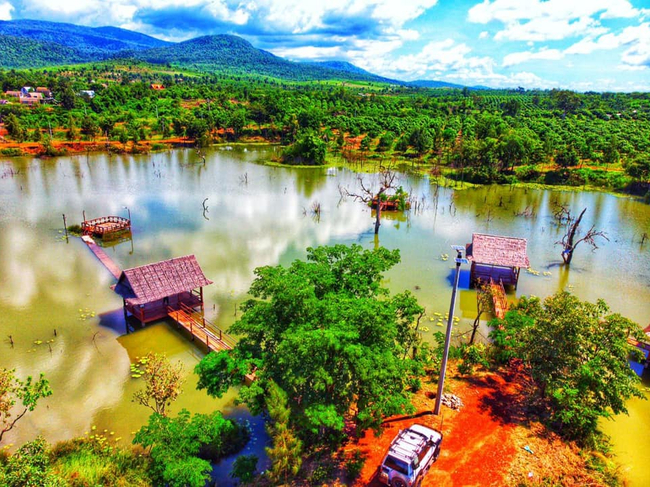 ភូមិដំណាក់ដំរី
