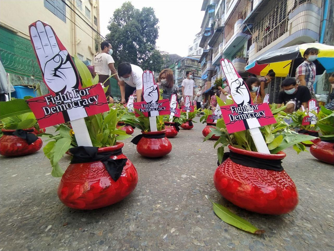 Photo By Myanmarload