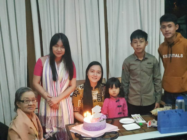 Photo Credit:Pearl Win's Facebook Account