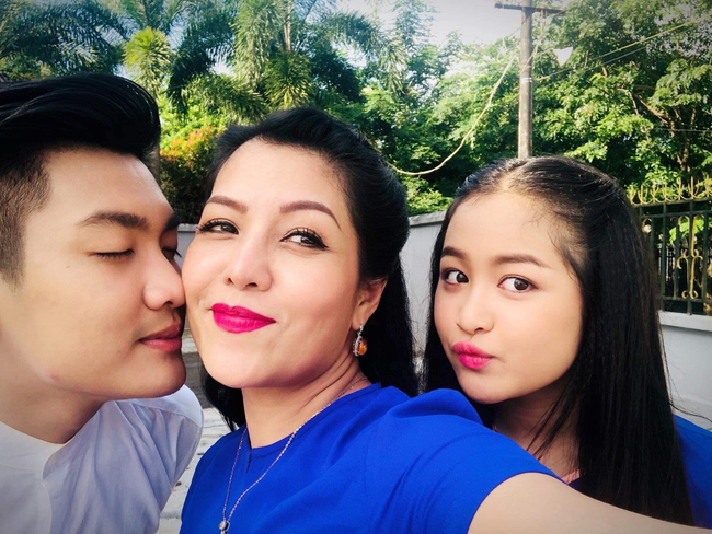 Photo Credit : Khin Zarchi Kyaw's FB Acc