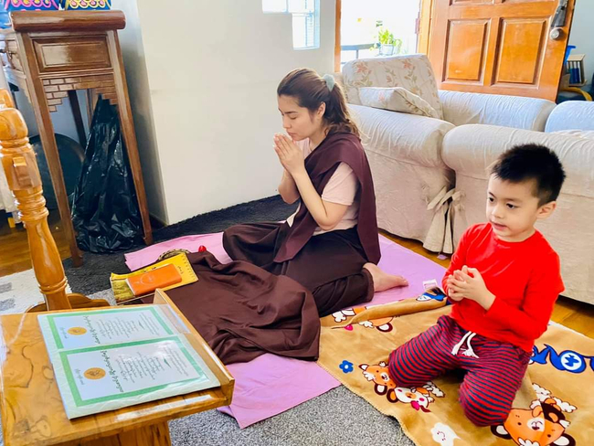 Photo Credit:Melody Myo's Facebook Account