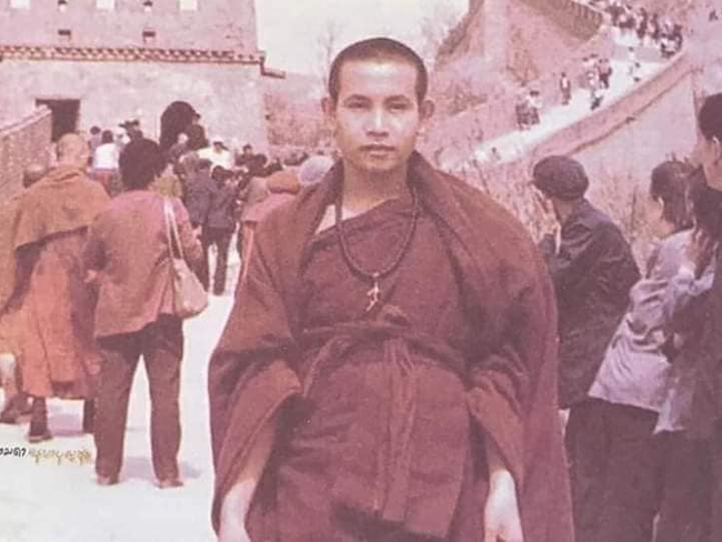 Photo Credit : စာပေ အလင်း ရောင်