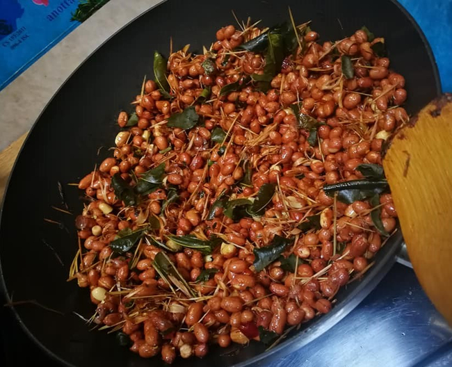 សណ្ដែកដីបំពង