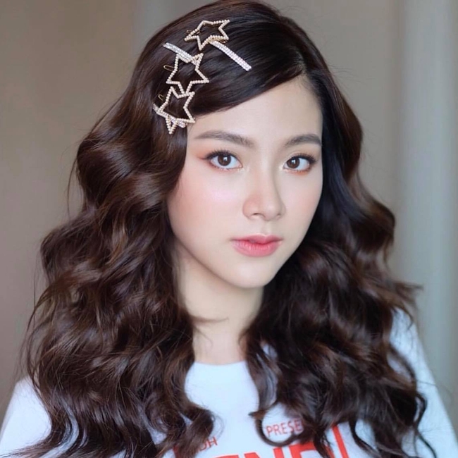 ម៉ូតសក់ដ៏ពេញនិយមរបស់ Baifern 