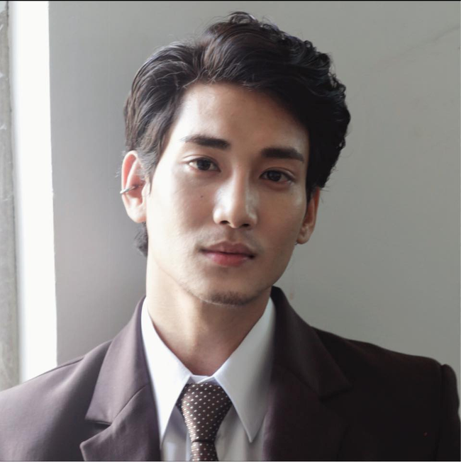 Photo Credit : Paing Takhon's FB Acc