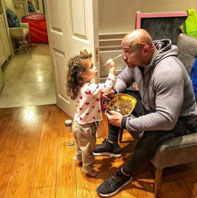 កូនស្រី និង The Rock