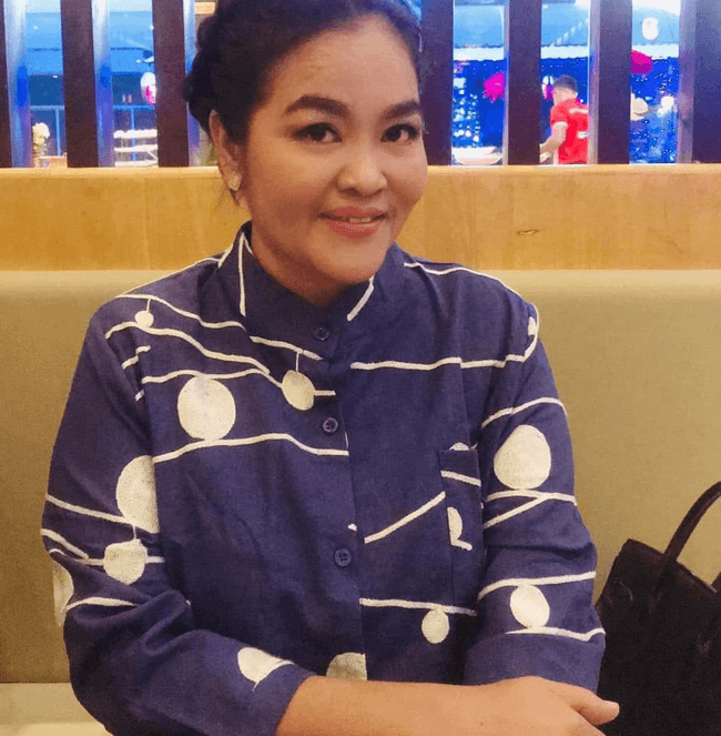  តារាកំប្លែង សំប៉ូ លីដា