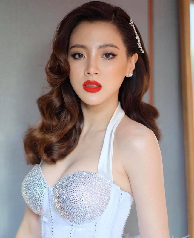 ម៉ូតសក់ដ៏ពេញនិយមរបស់ Baifern 