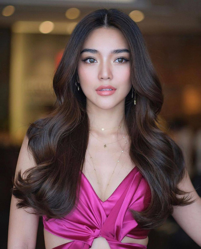 Photo Credit : Thai Cele Fan's Page