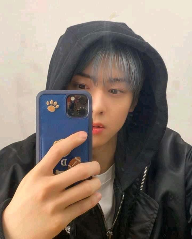 Photo Credit: Cha Eun Woo Fans