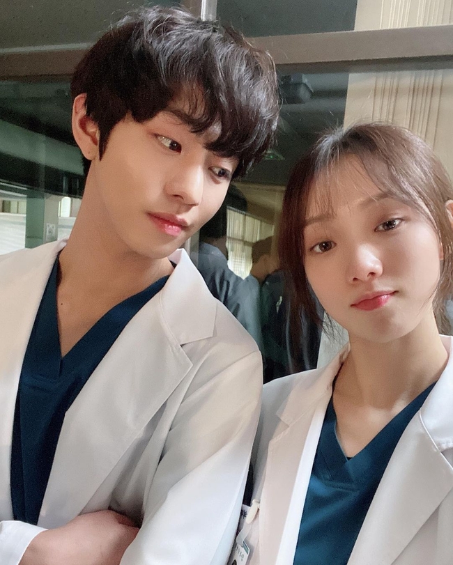 ​Ahn Hyo Seop និង Lee Song Kyung&nbsp;
