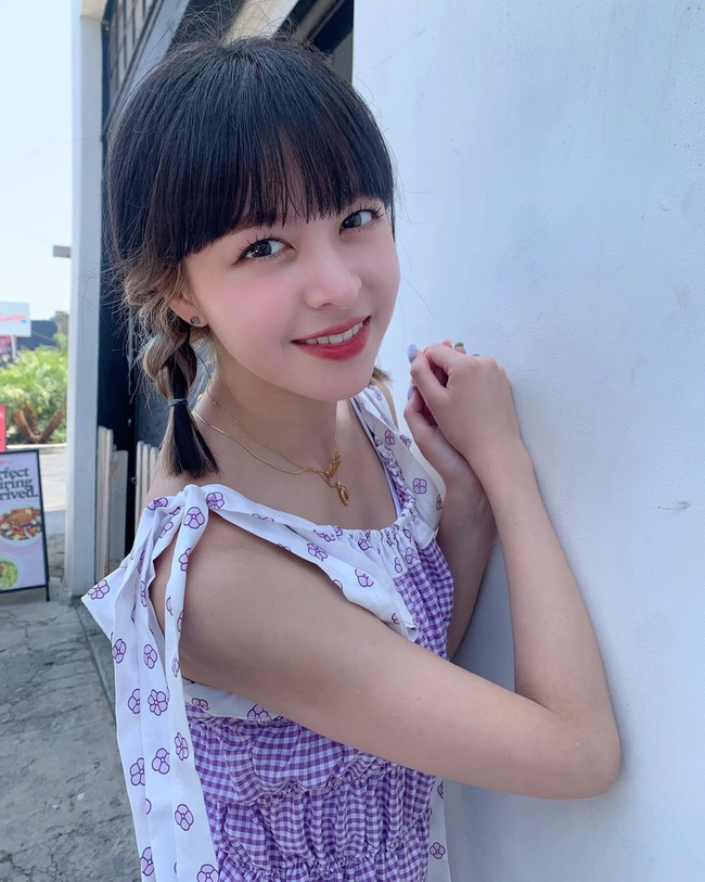 Lily ក្រុម NMIXX