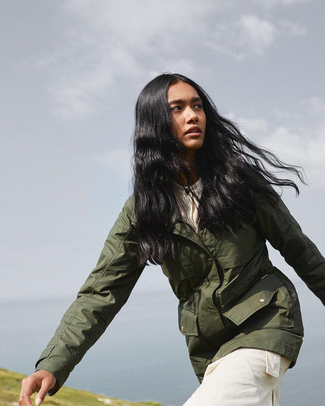 Photo Credit - May Myat Noe's Facebook Acc