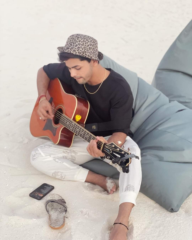 Photo Credit From Siddharth Nigam