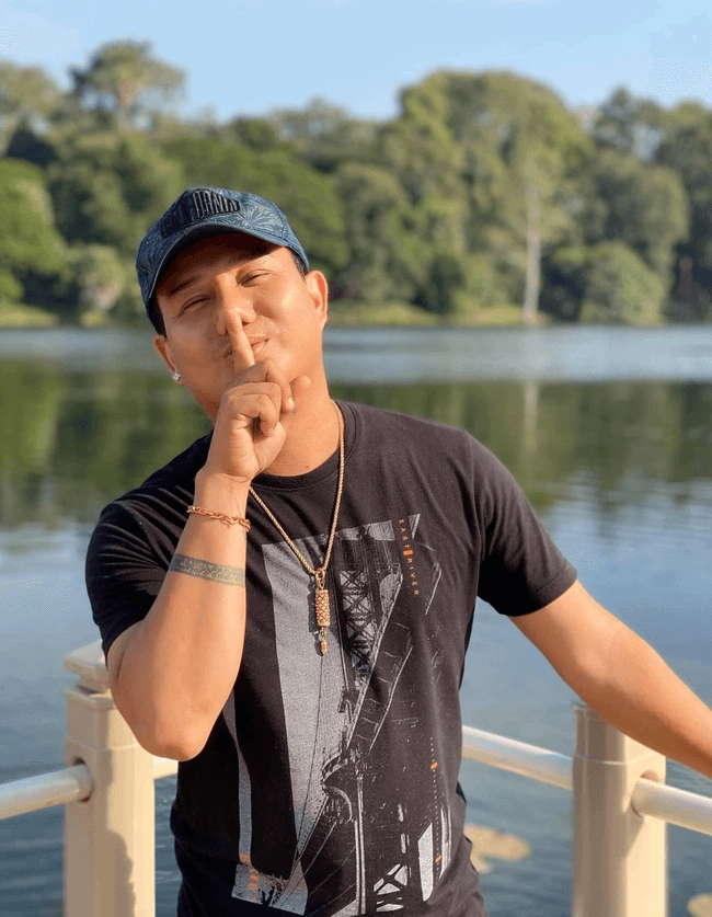 លោក ម៉ៃ សុគន្ធ